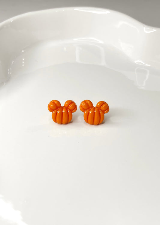 Mickey boo!